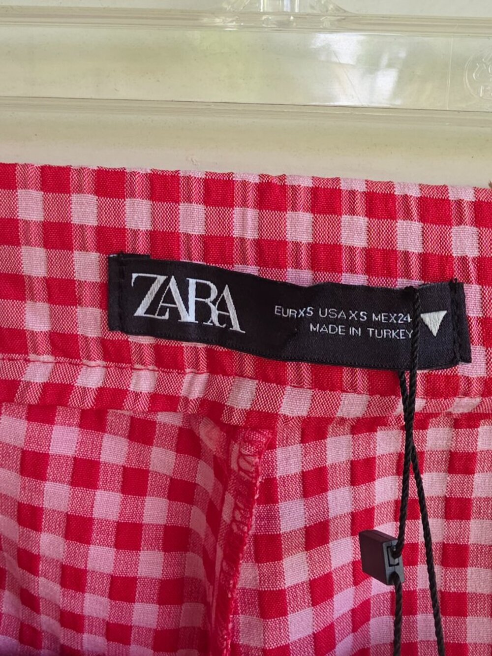 NWT Zara red and white gingham cropped flare pants - Picture 4 of 5